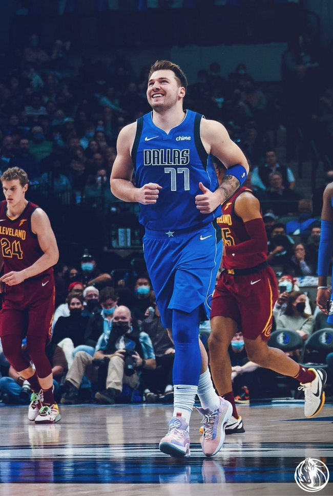 如意体育平台北京冬奥怒砍48分克里夫兰骑士围绕NBA季后赛刷新队史纪录，转会期罗马调整名单以备全明星赛看傻球迷(哪位nba球员连续13年进入季后赛)