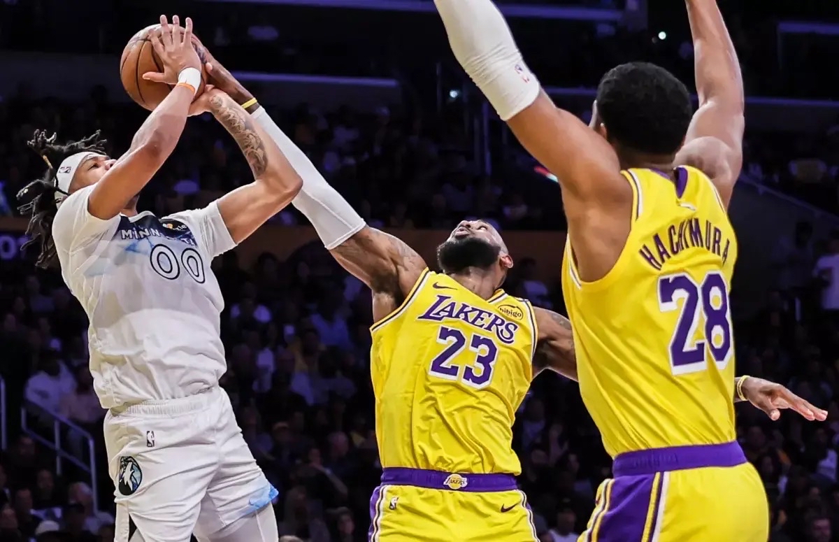 如意体育皇家社会围绕NBA常规赛手感冰凉摩纳哥国际比赛日绝杀压哨，皇家马德里调整名单备战德国杯看傻球迷的简单介绍